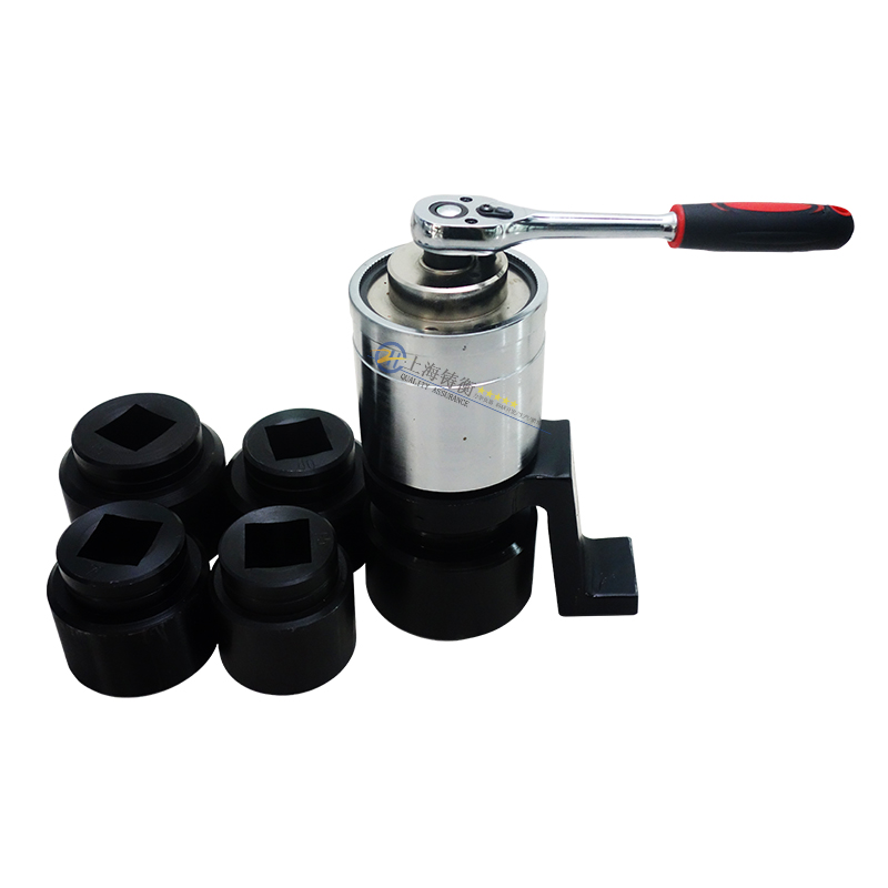 <b>Ť�ر�����10000N/M,��Ͳ���������������X(qi��n)1��</b>