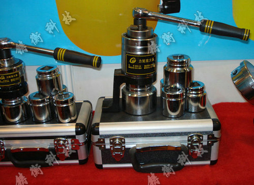 ���ذ��ֱ�����